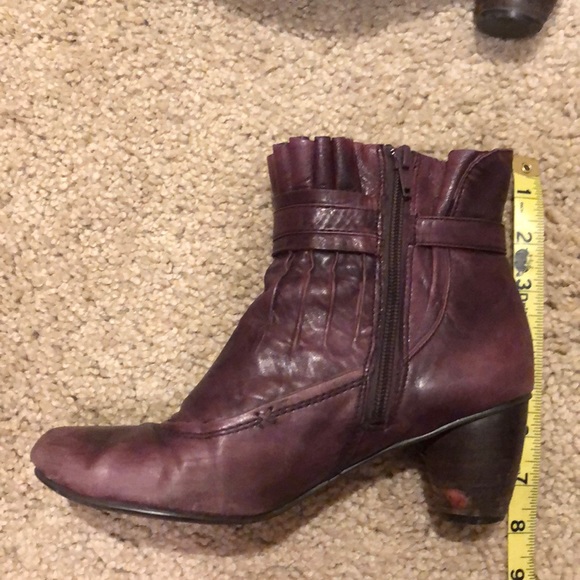 Everybody by B.Z. Moda leather bootie; wine color - Picture 3 of 5